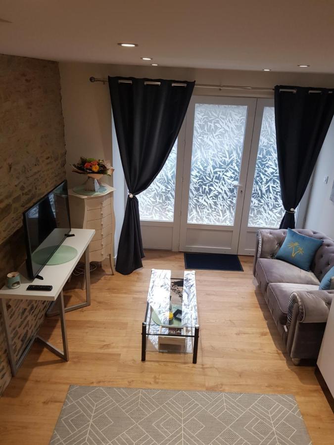 Au Mont Pour Deux Apartment Pontorson Exterior foto